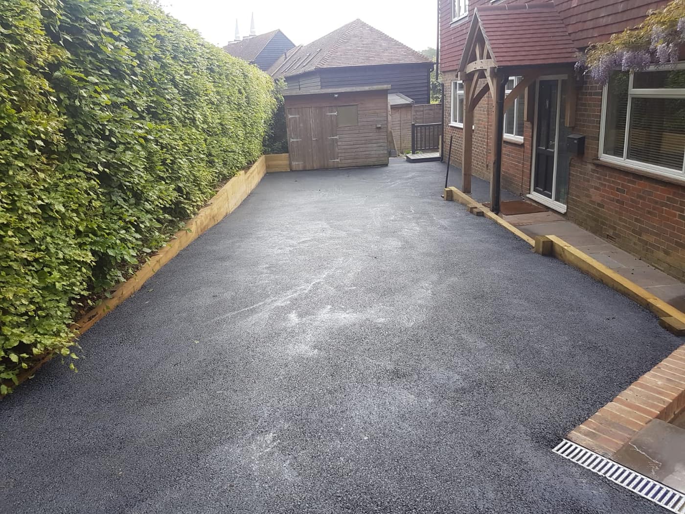 Tarmac driveway laid by South East Groundworks